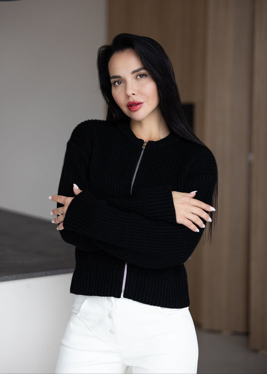 В'язана кофта з вовни