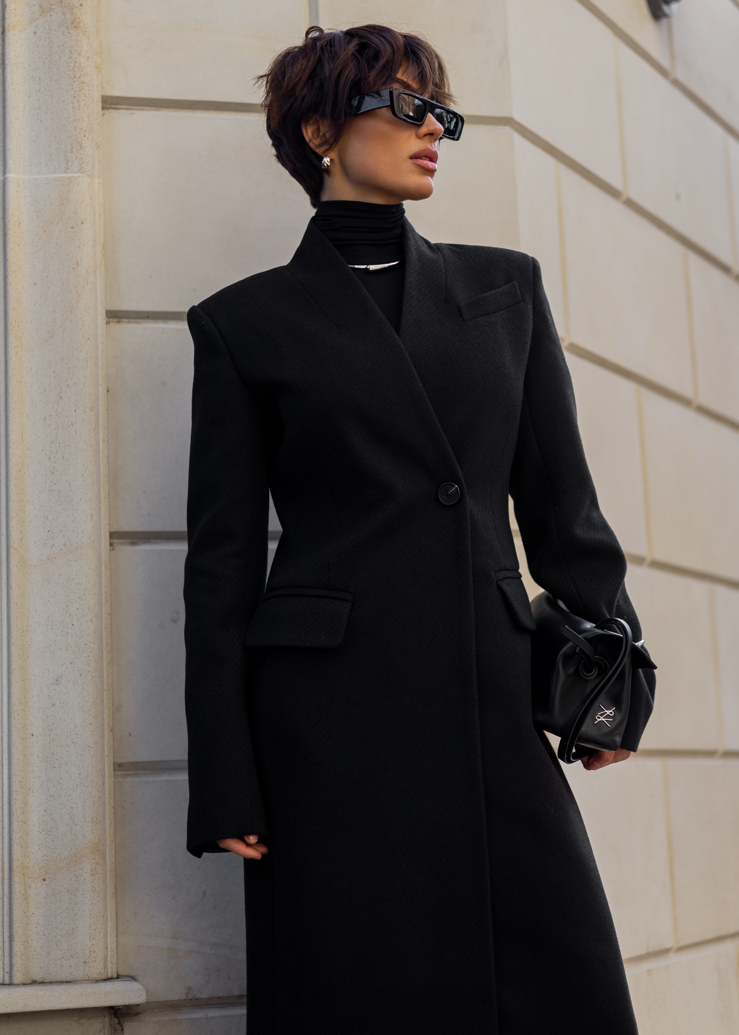 Зимове подовжене пальто