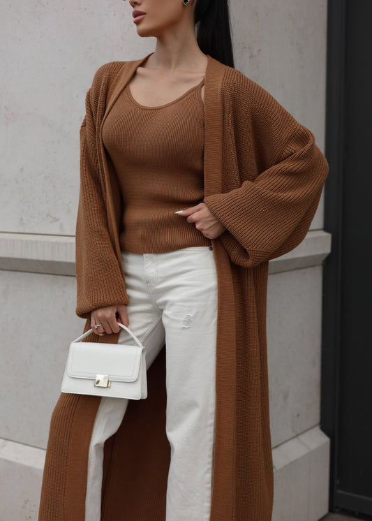 Довгий в'язаний кардиган