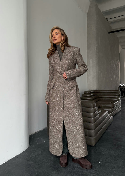 Зимове подовжене пальто