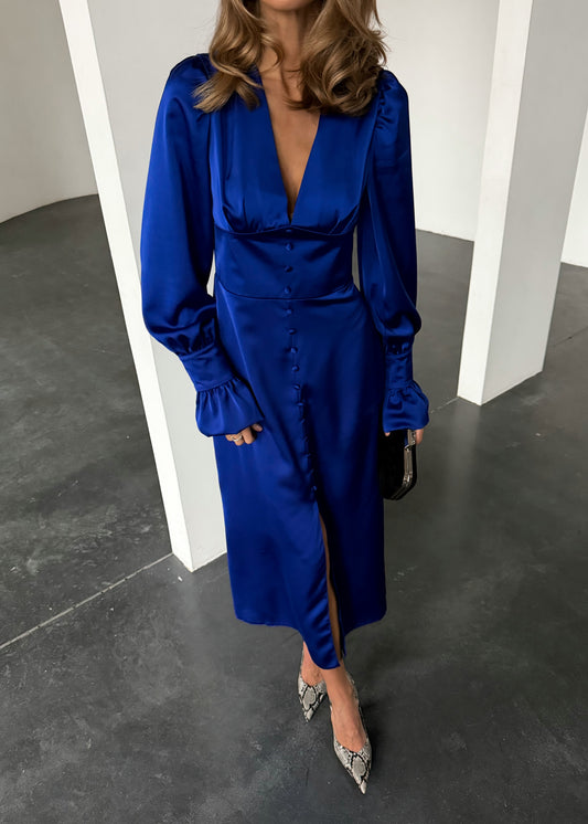 Сатинова сукня міді