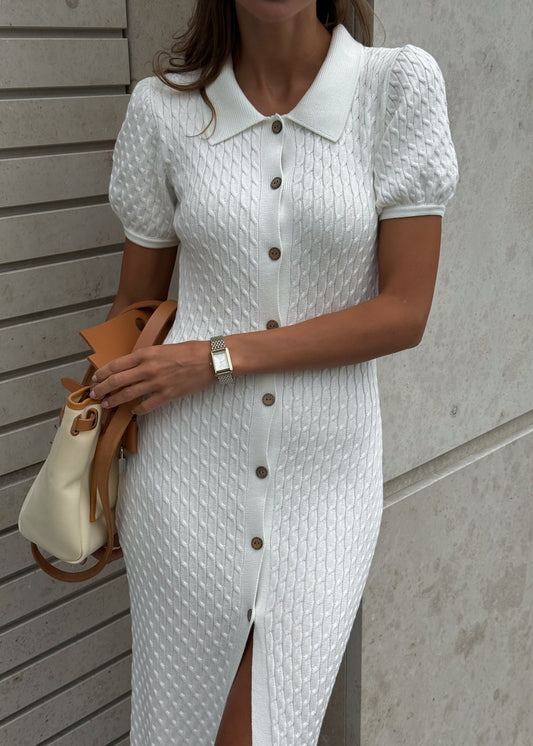 Трикотажна сукня в довжині міді