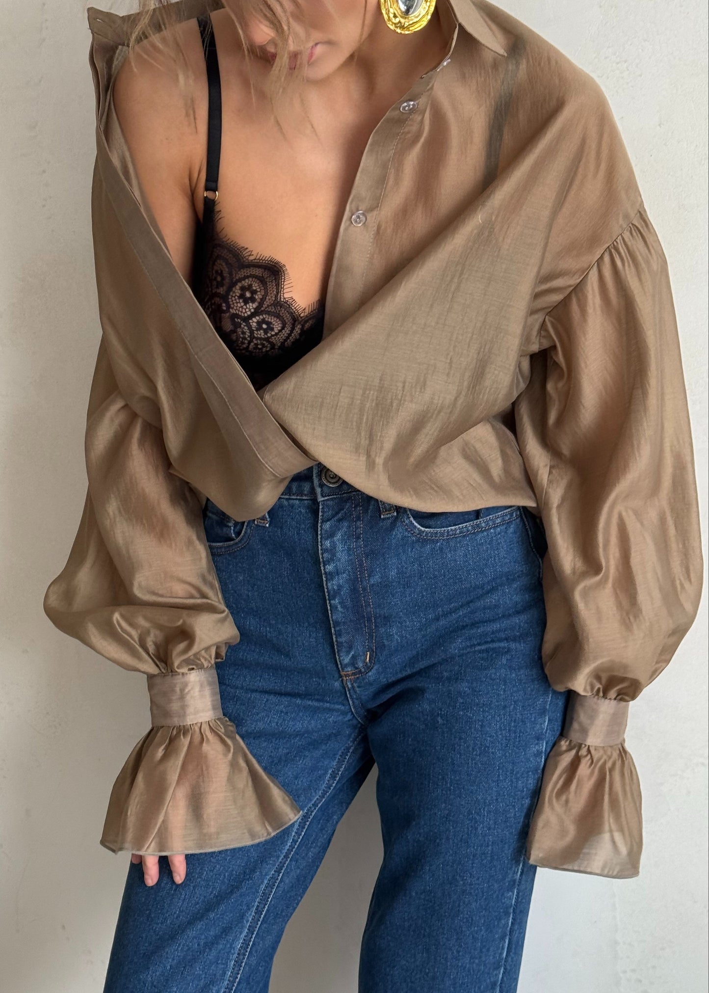 Напівпрозора сорочка