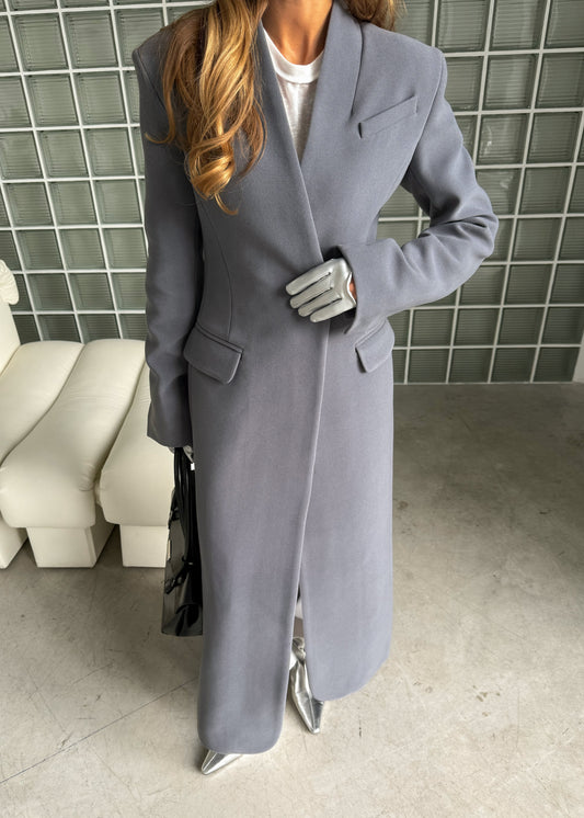 Зимове подовжене пальто