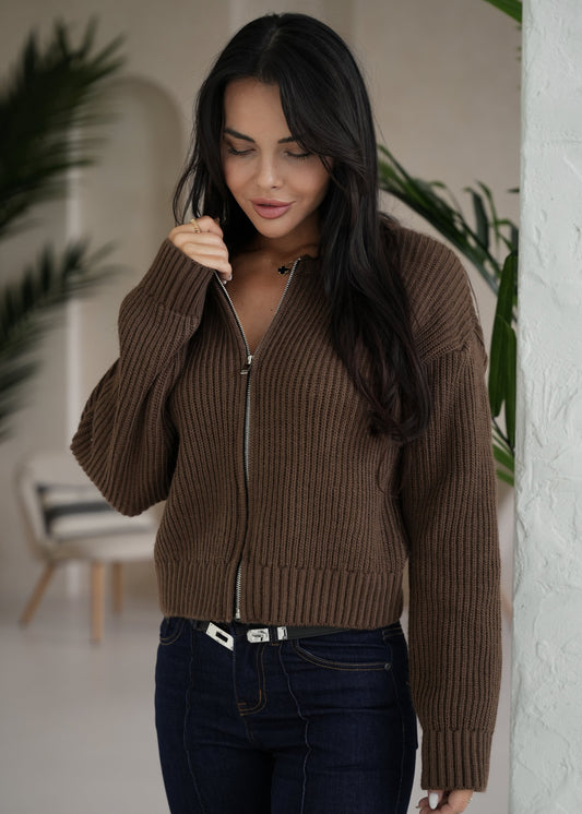 В'язана кофта з вовни
