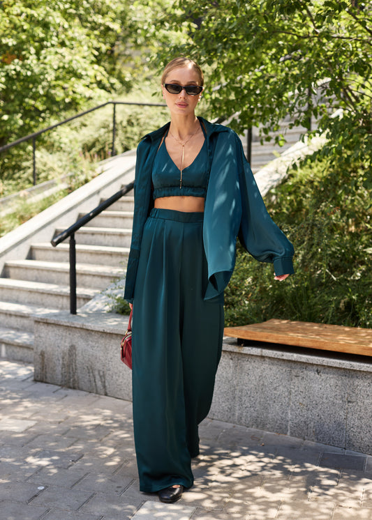 Сатиновий костюм з трьох елементів