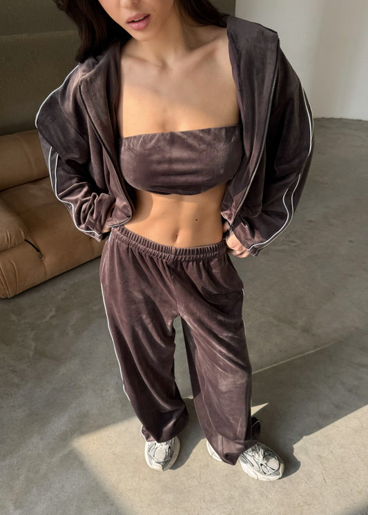 Костюм з трьох елементів