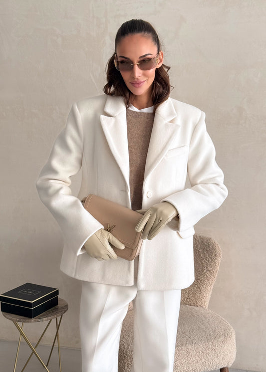 Приталений жакет-пальто