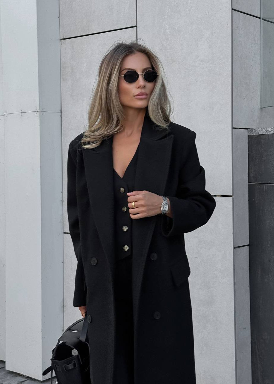 Класичне двобортне пальто