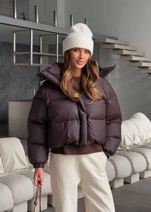 Вкорочений пуфер в коричневому кольорі