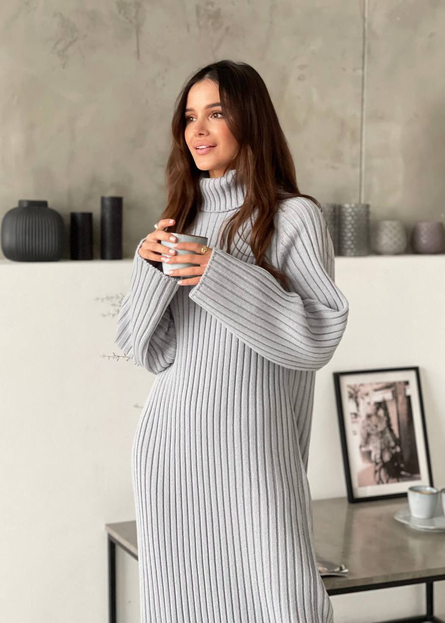 В’язана сукня міді