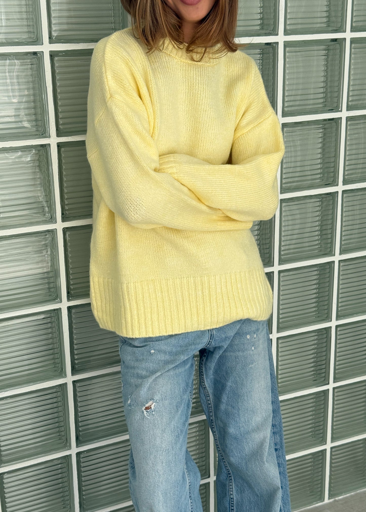 Вільний в'язаний светр