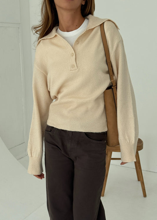 Светр з коміром поло