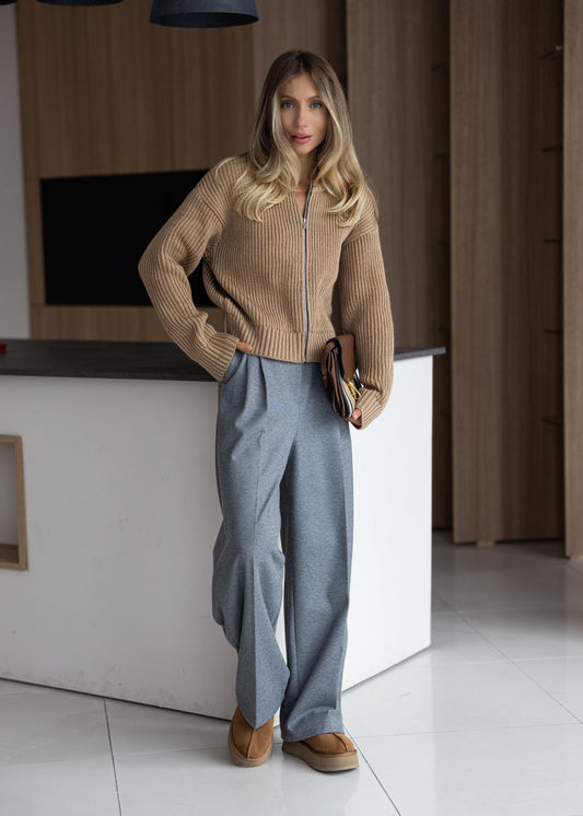 В'язана кофта з вовни