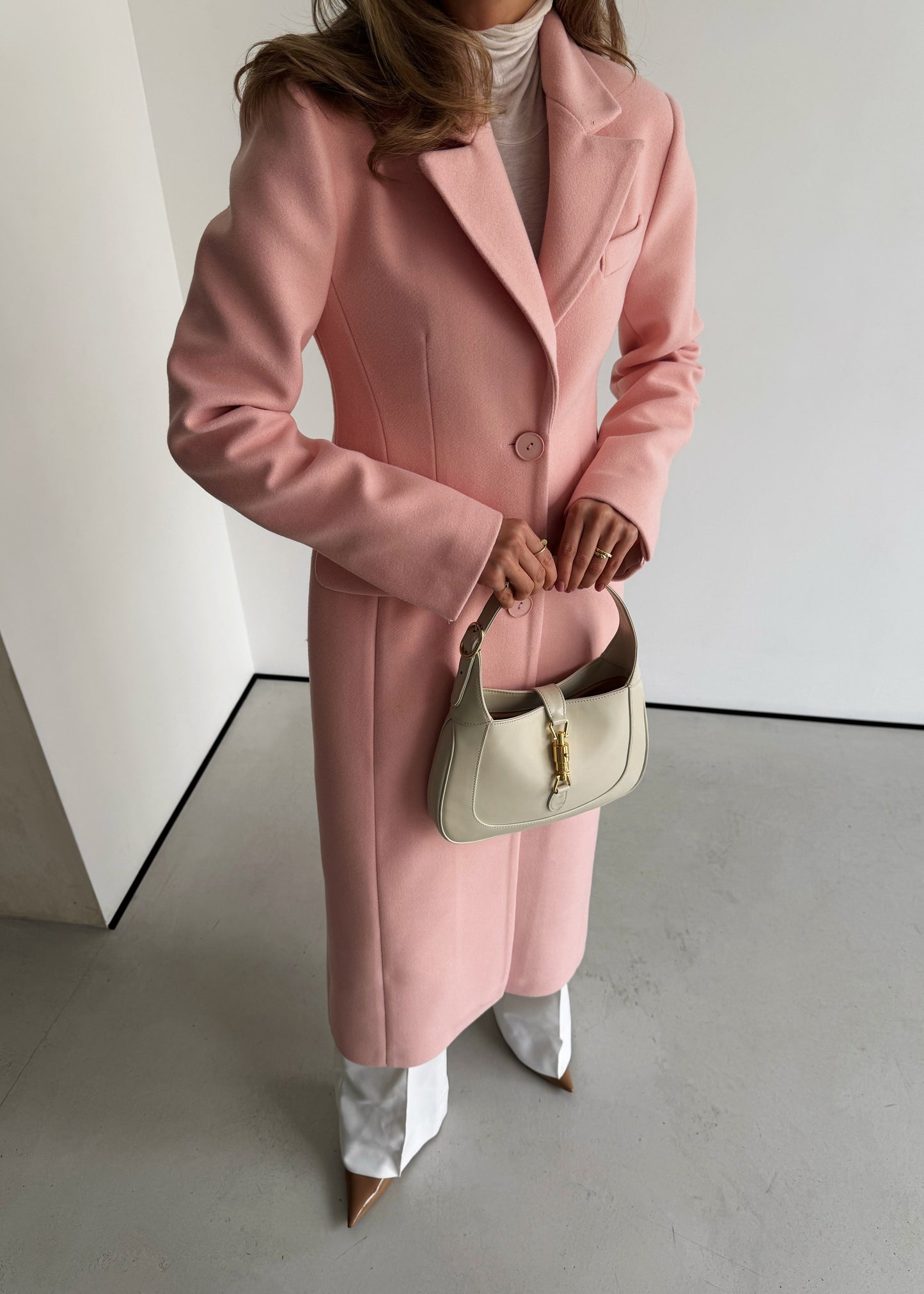 Силуетне пальто