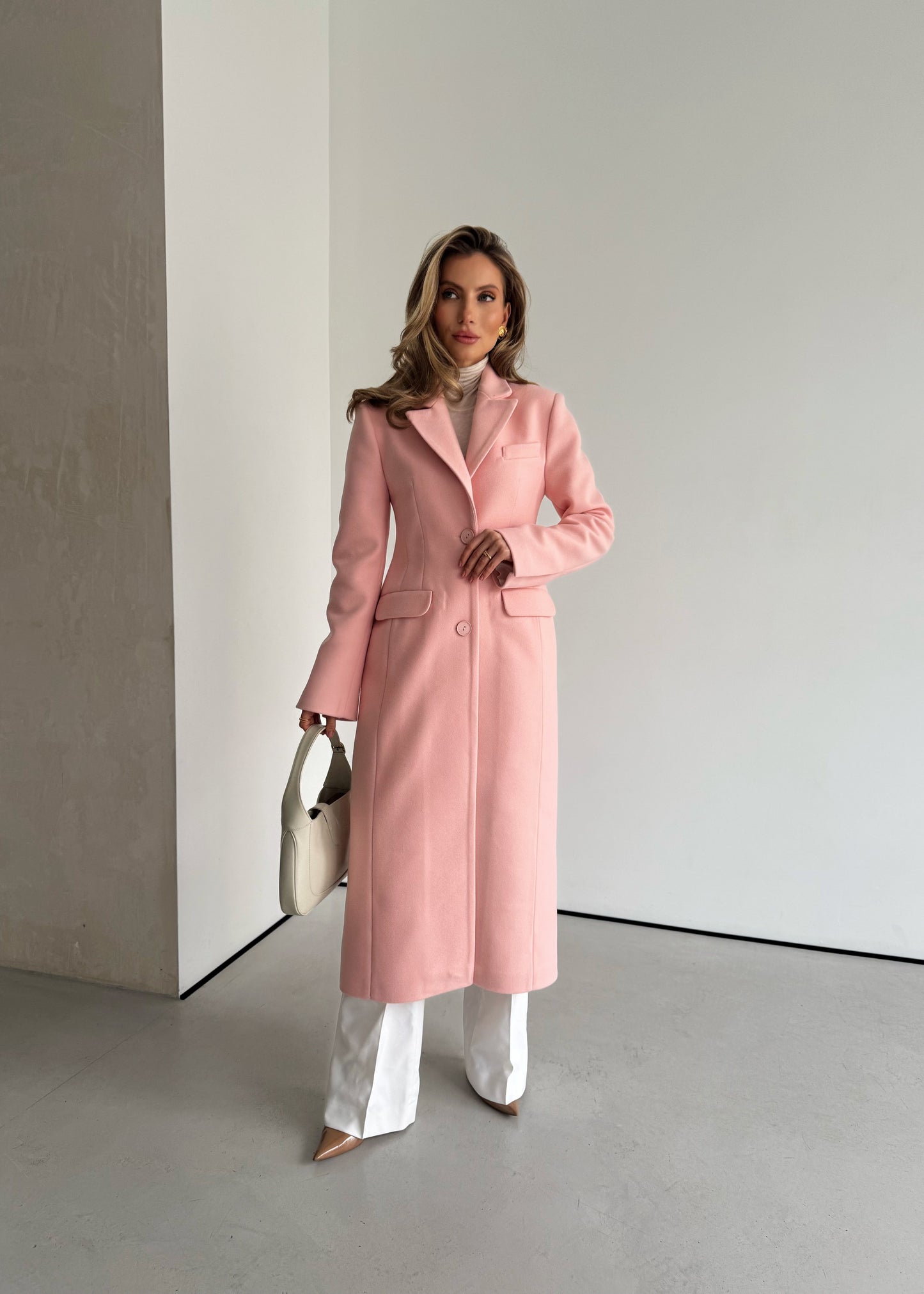 Силуетне пальто