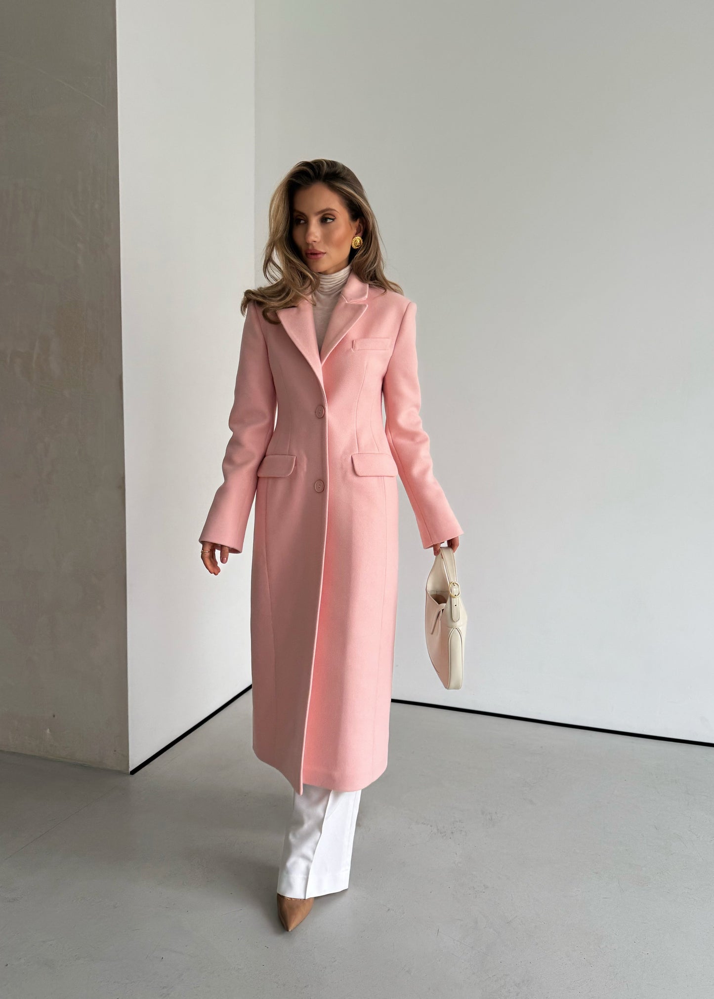 Силуетне пальто