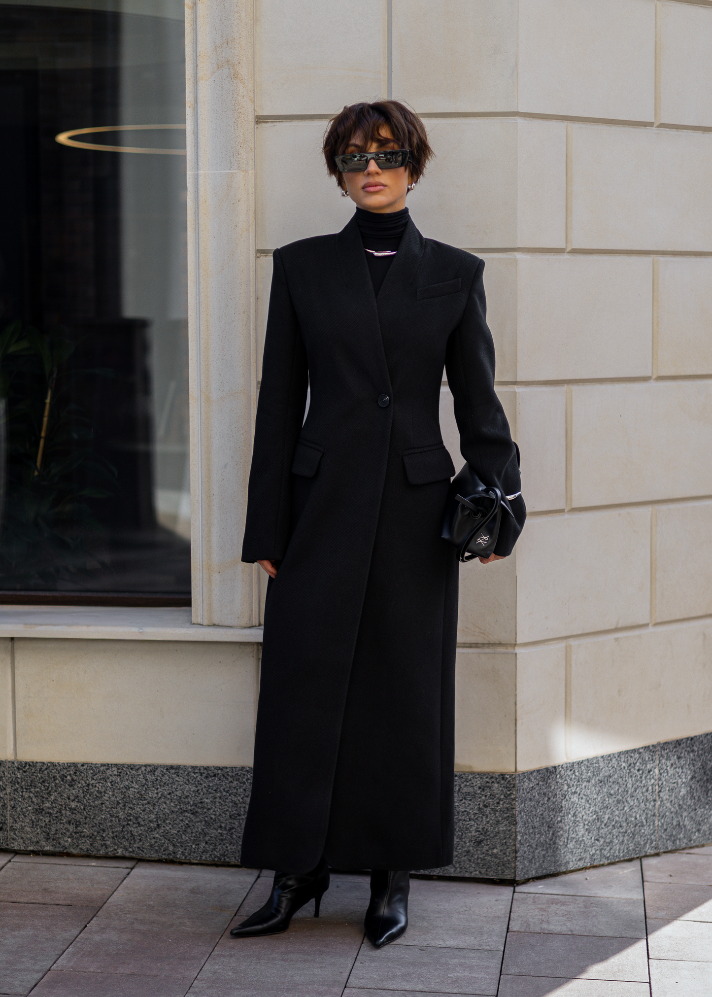 Зимове подовжене пальто