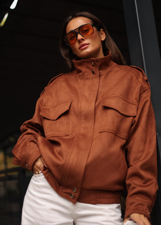 Замшевий бомбер