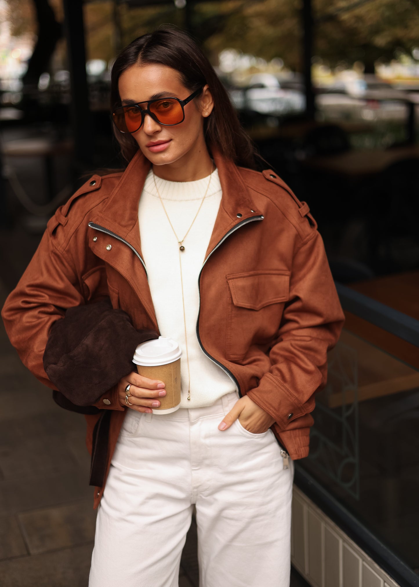 Замшевий бомбер