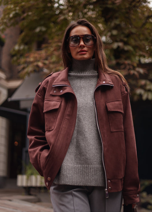 Замшевий бомбер