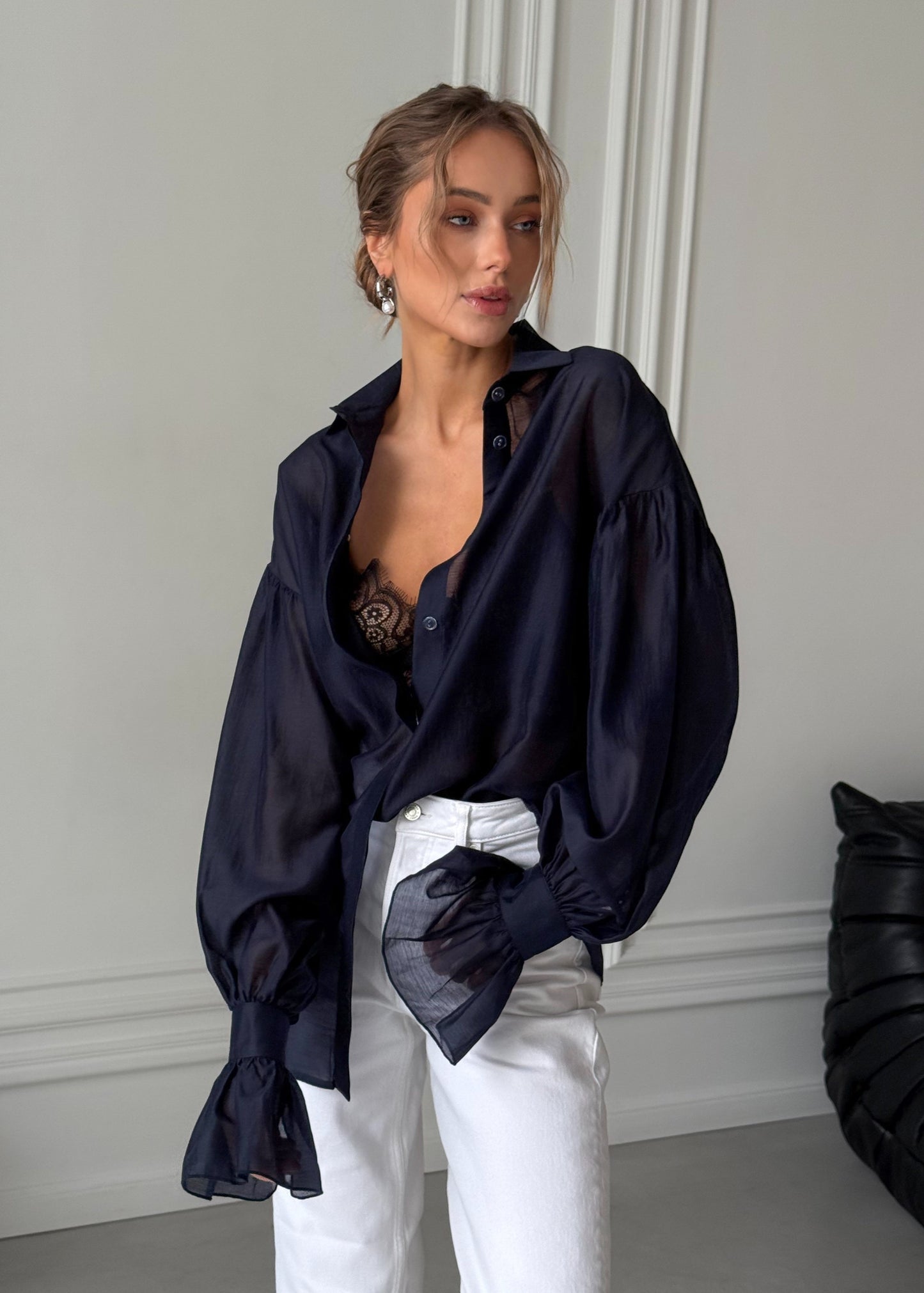 Напівпрозора сорочка