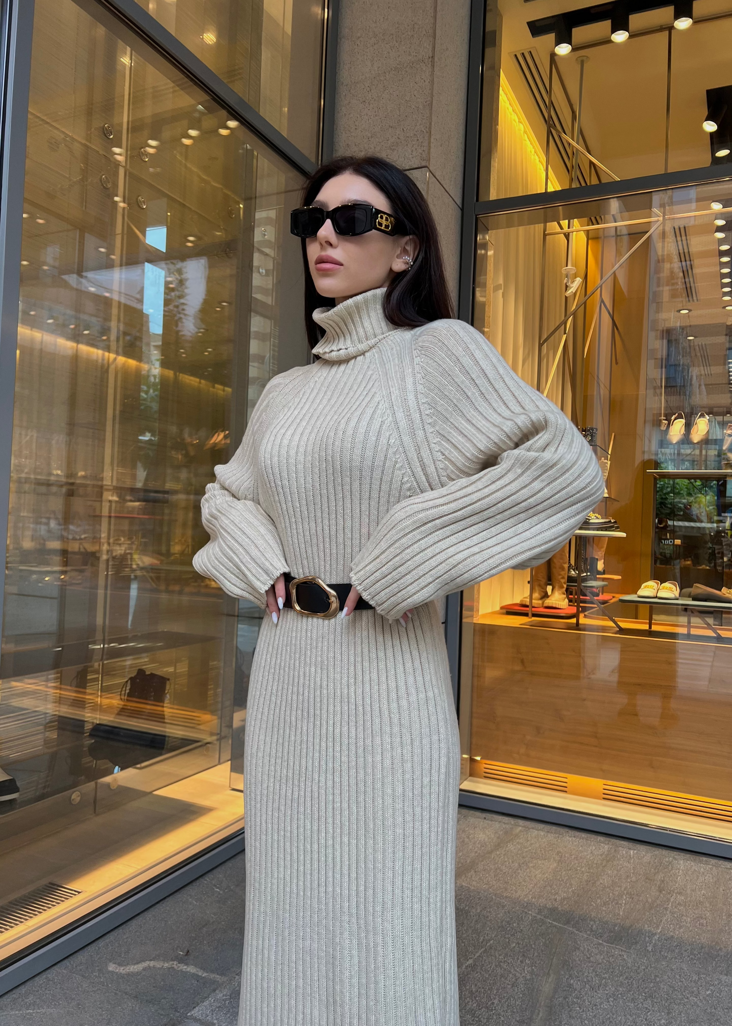 В’язана сукня міді