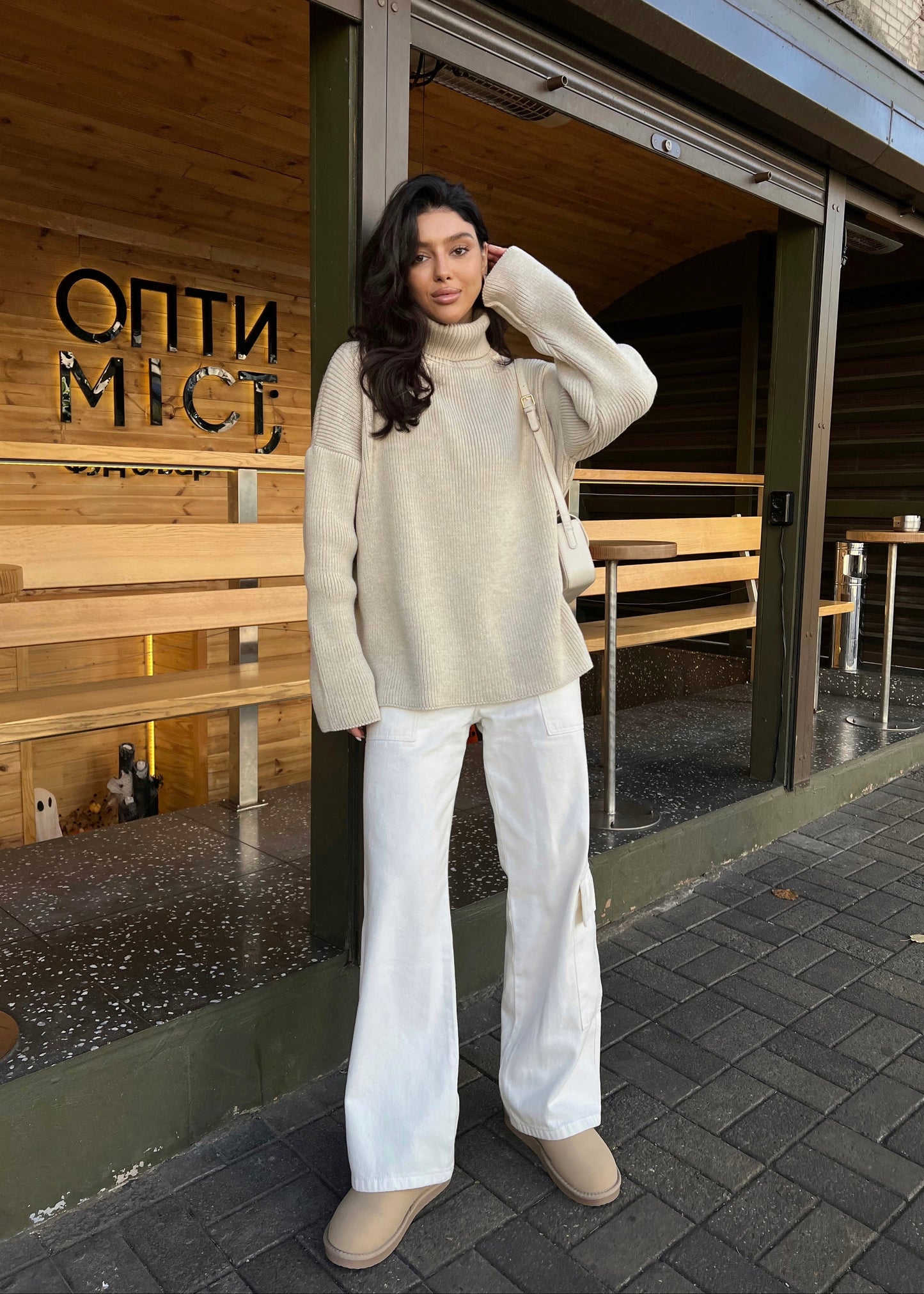 Об'ємний светр