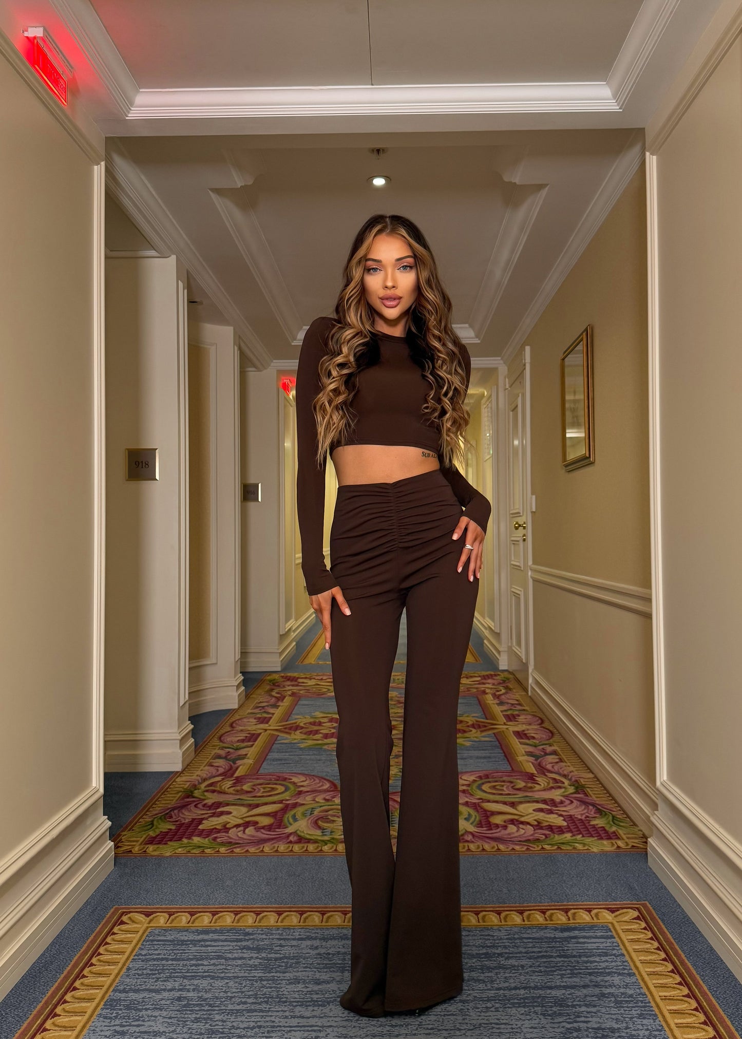 Костюм зі штанами кльош