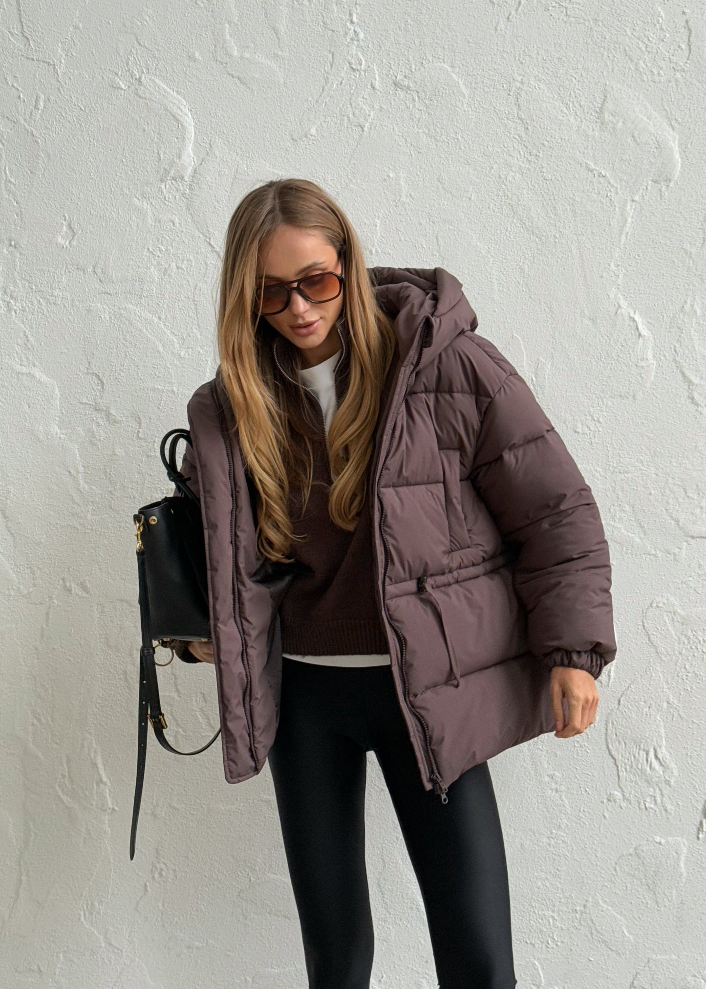 Зимова куртка з кулискою на талії