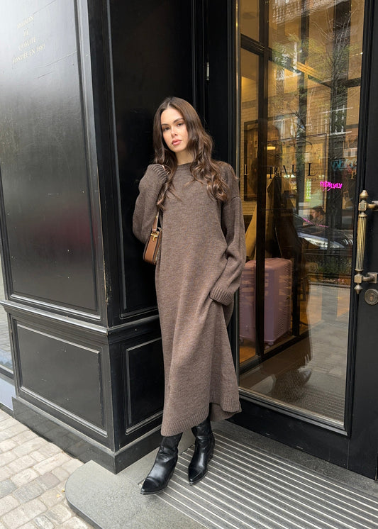 В’язана сукня вільного крою