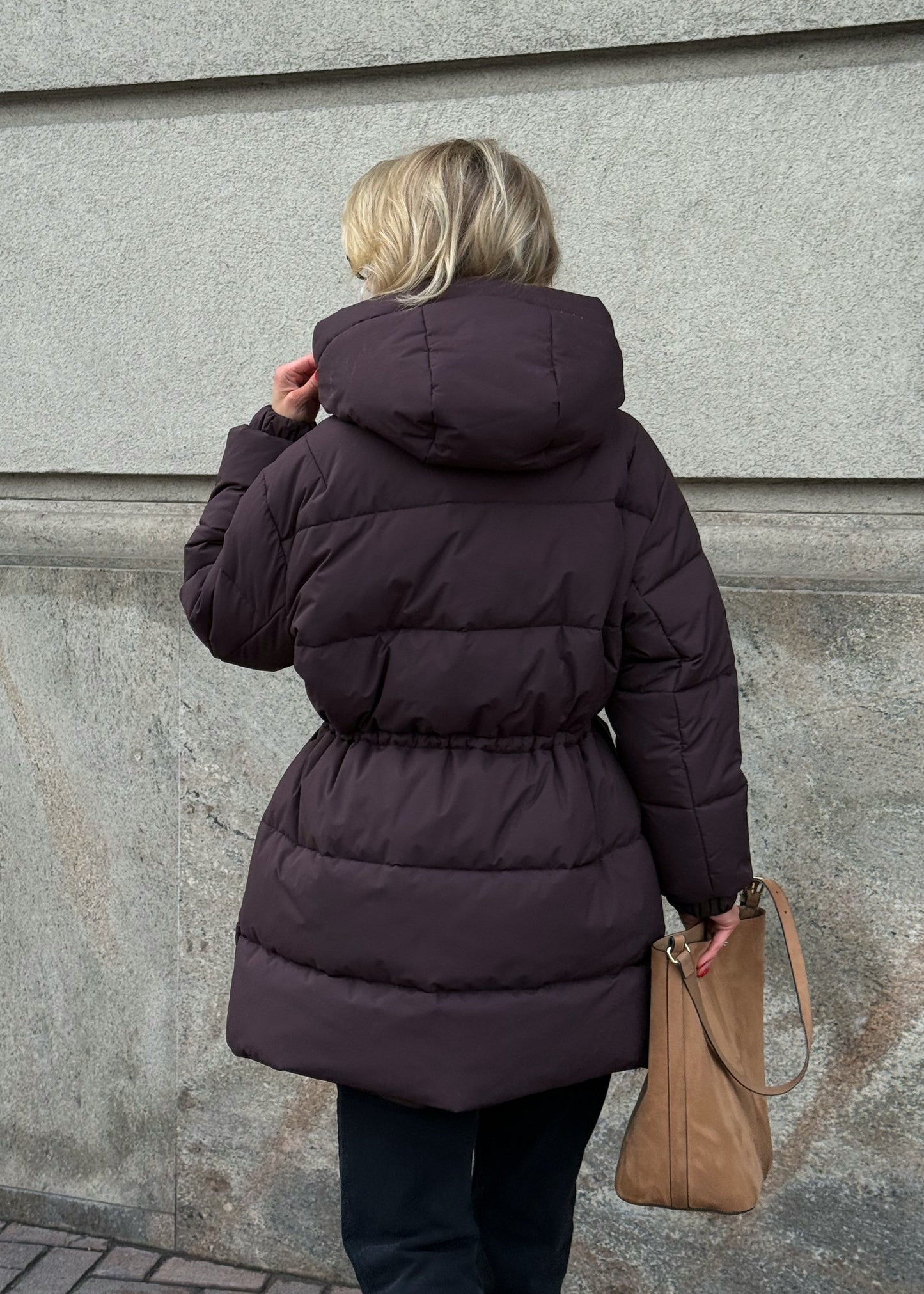 Подовжений пуфер з кулискою на талії