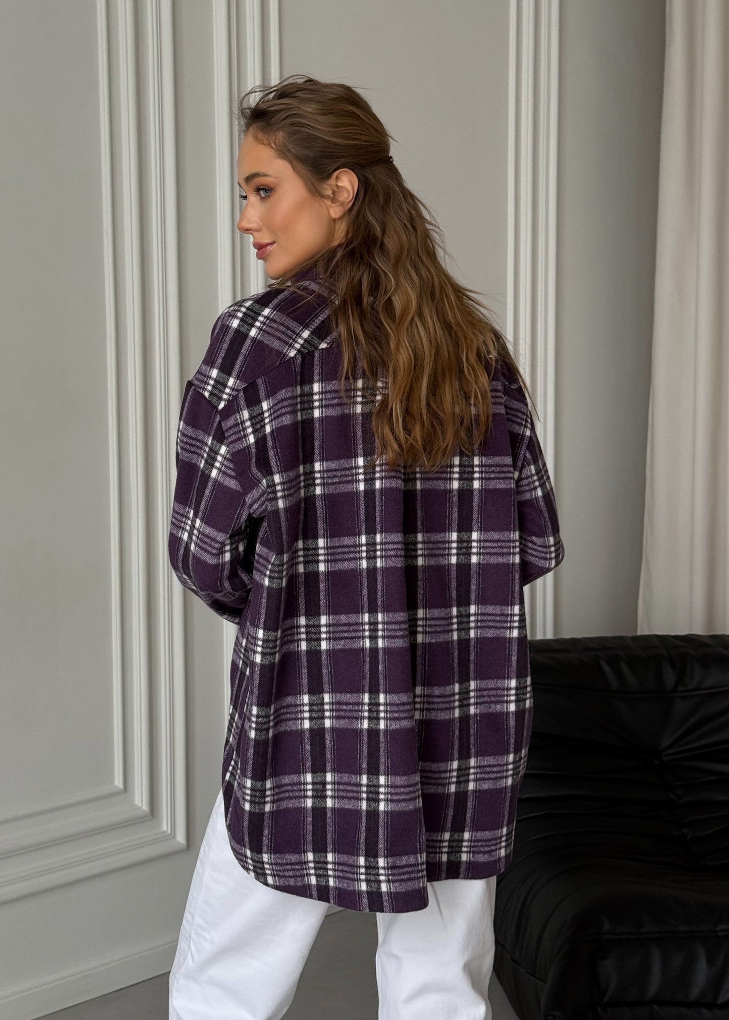 Сорочка з акцентним розрізом