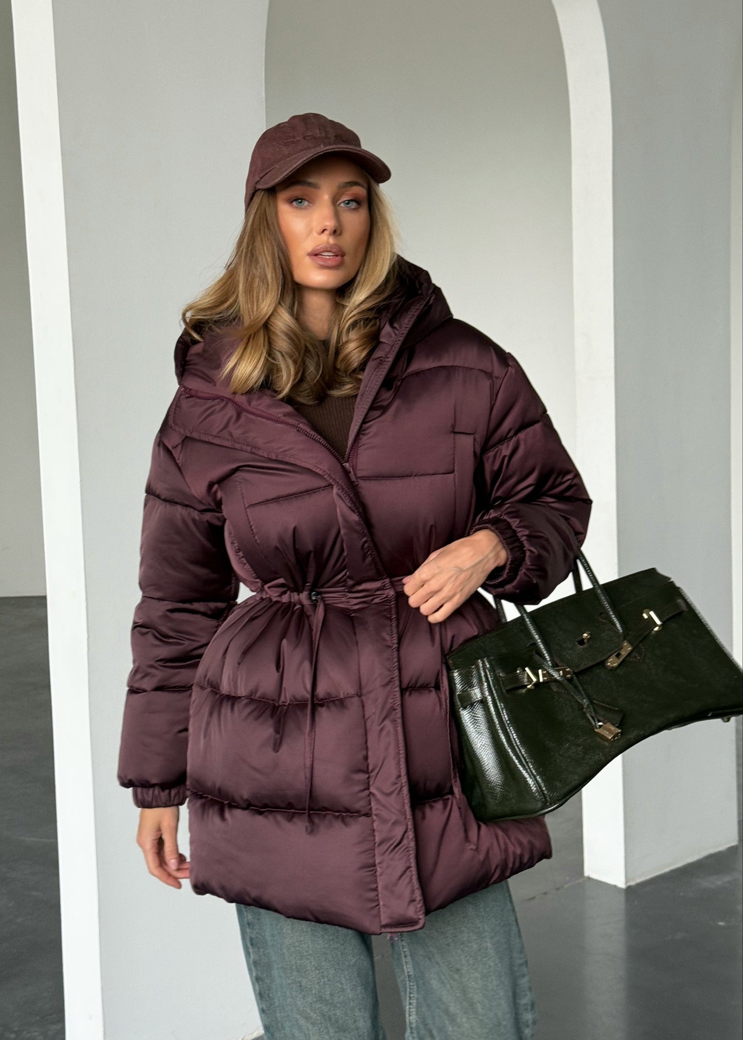 Подовжений пуфер з кулискою на талії