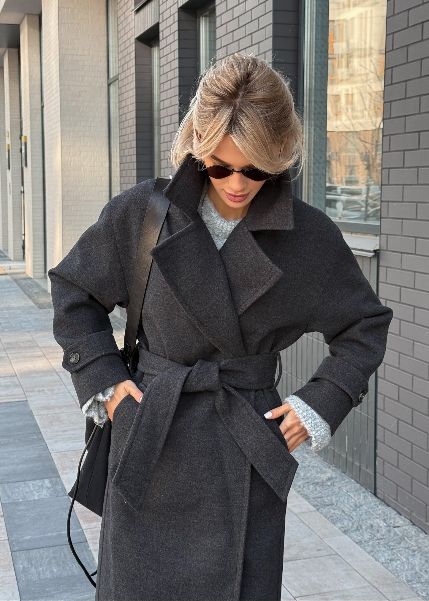 Пальто з вовною у складі