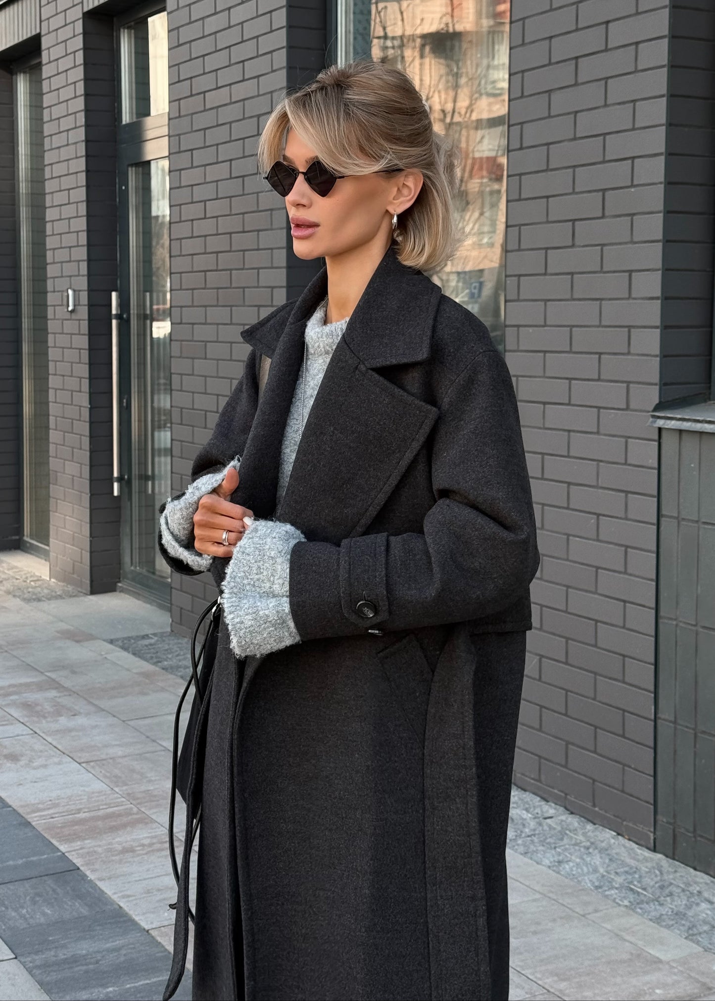 Пальто з вовною у складі