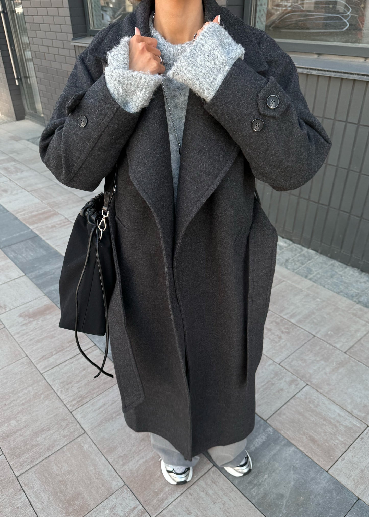 Пальто з вовною у складі