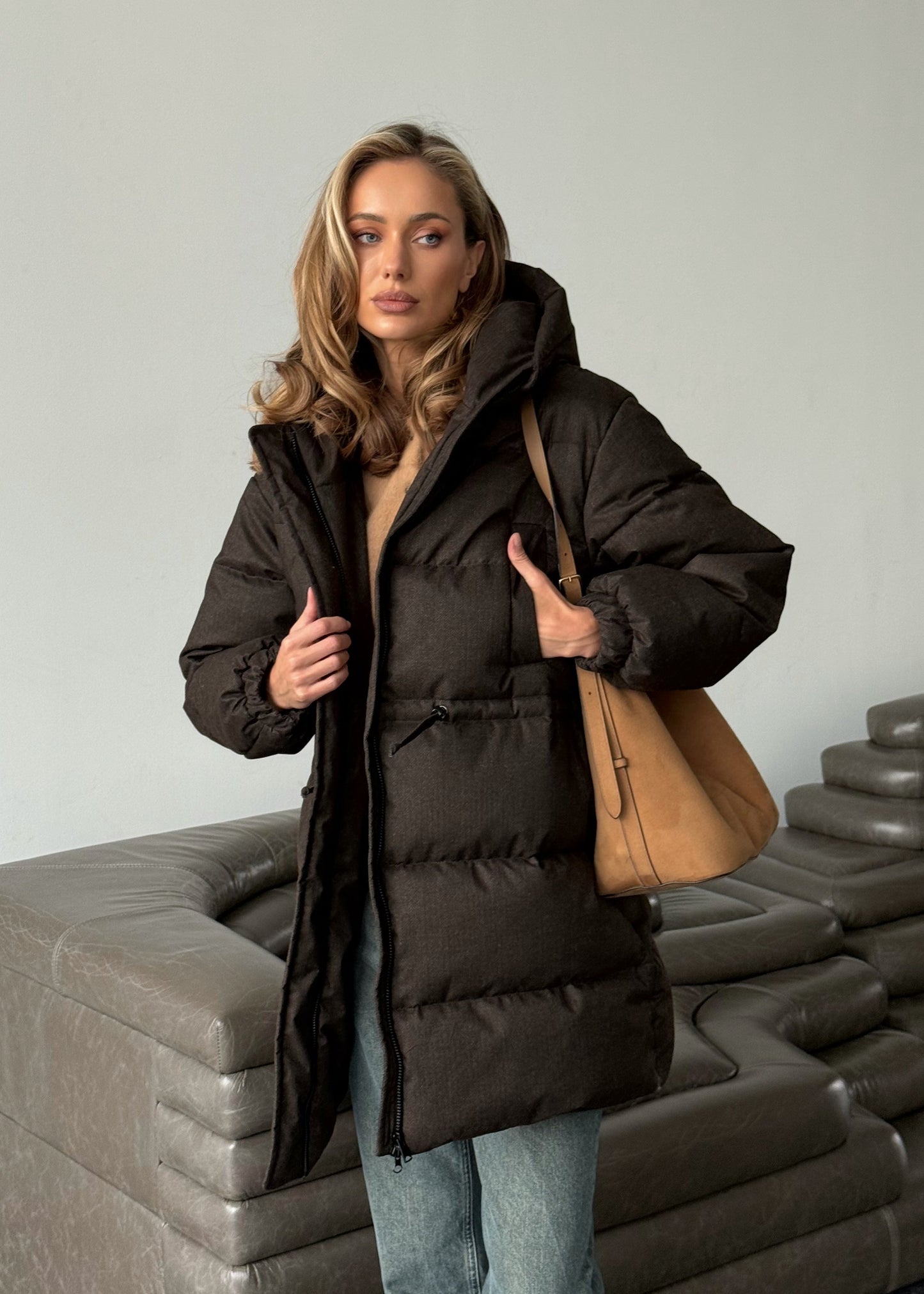 Подовжений пуфер з кулискою на талії