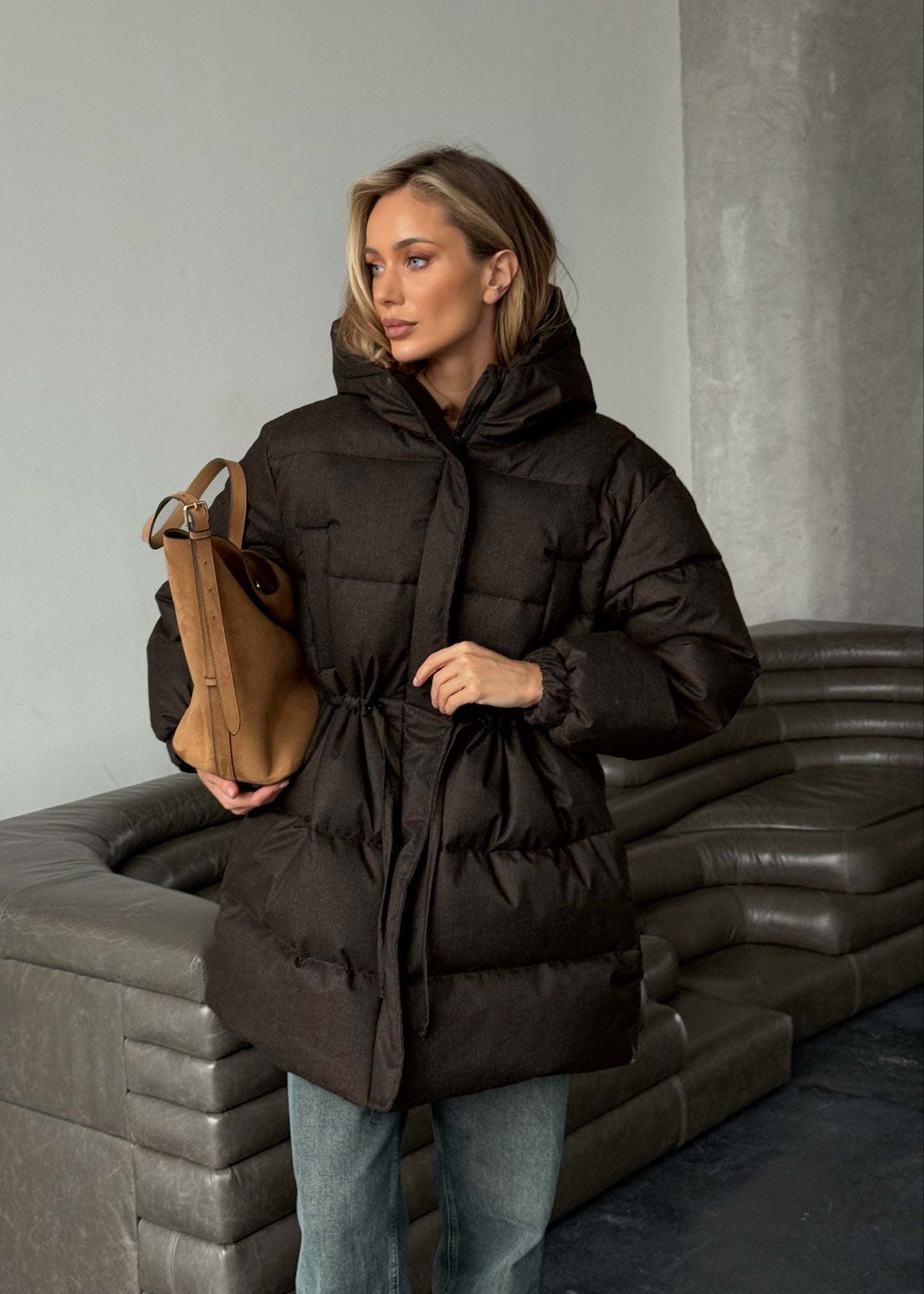 Подовжений пуфер з кулискою на талії