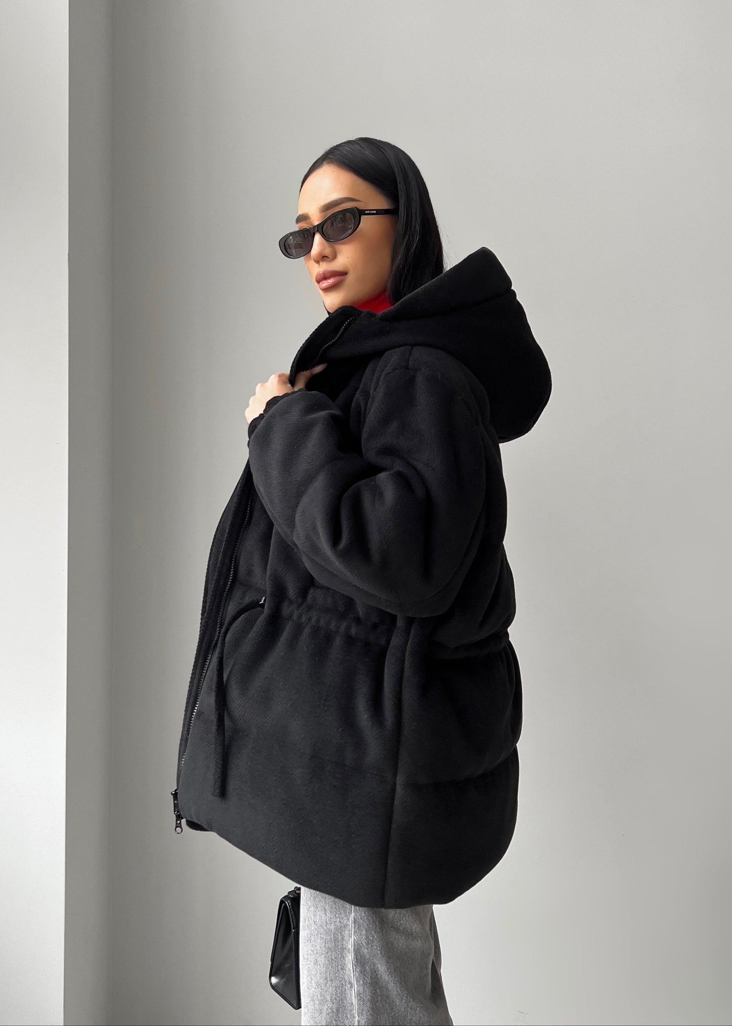 Зимова куртка з кулискою на талії