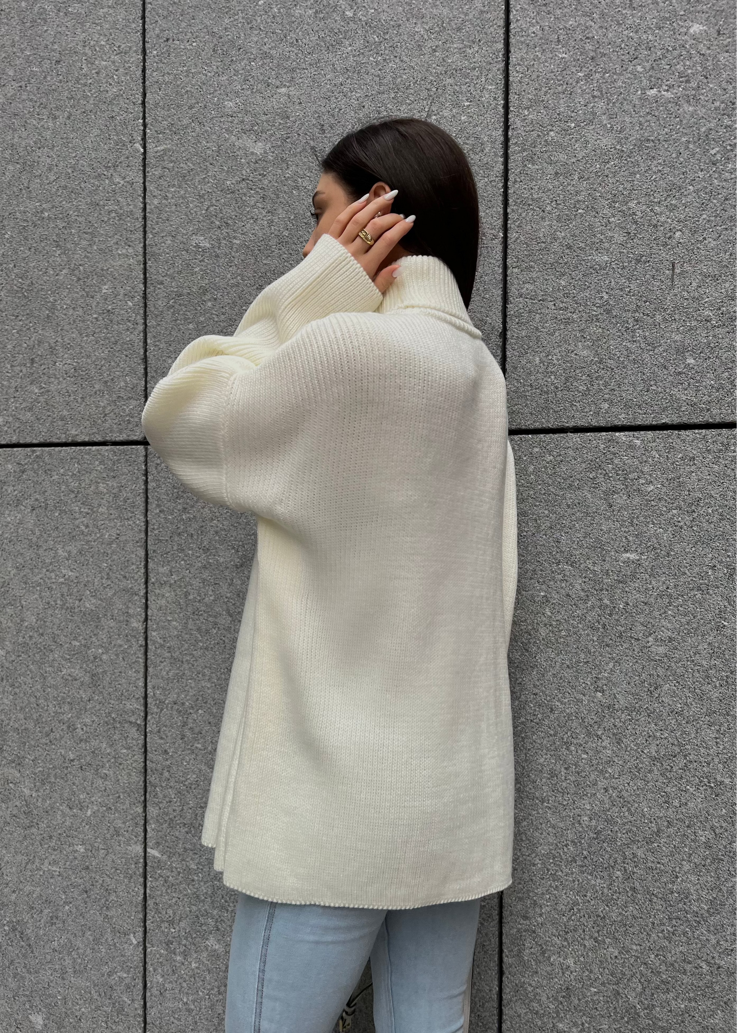 Об'ємний светр