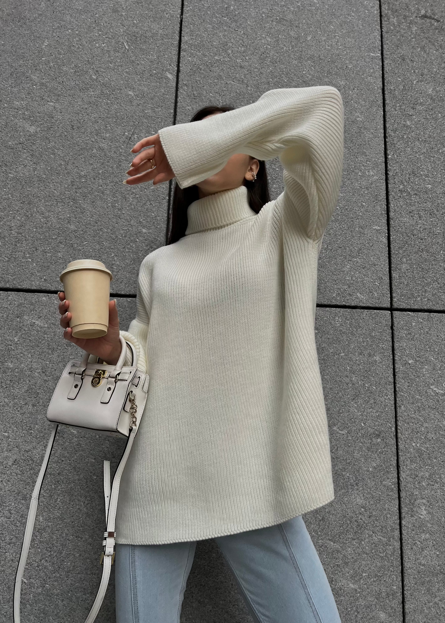 Об'ємний светр