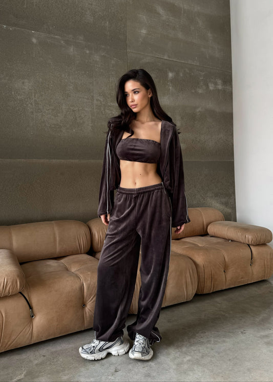 Костюм з трьох елементів