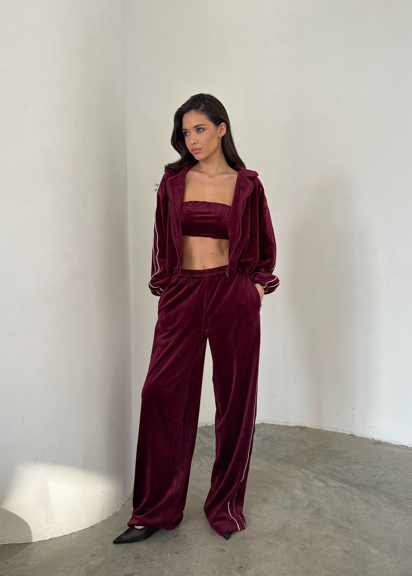 Костюм з трьох елементів