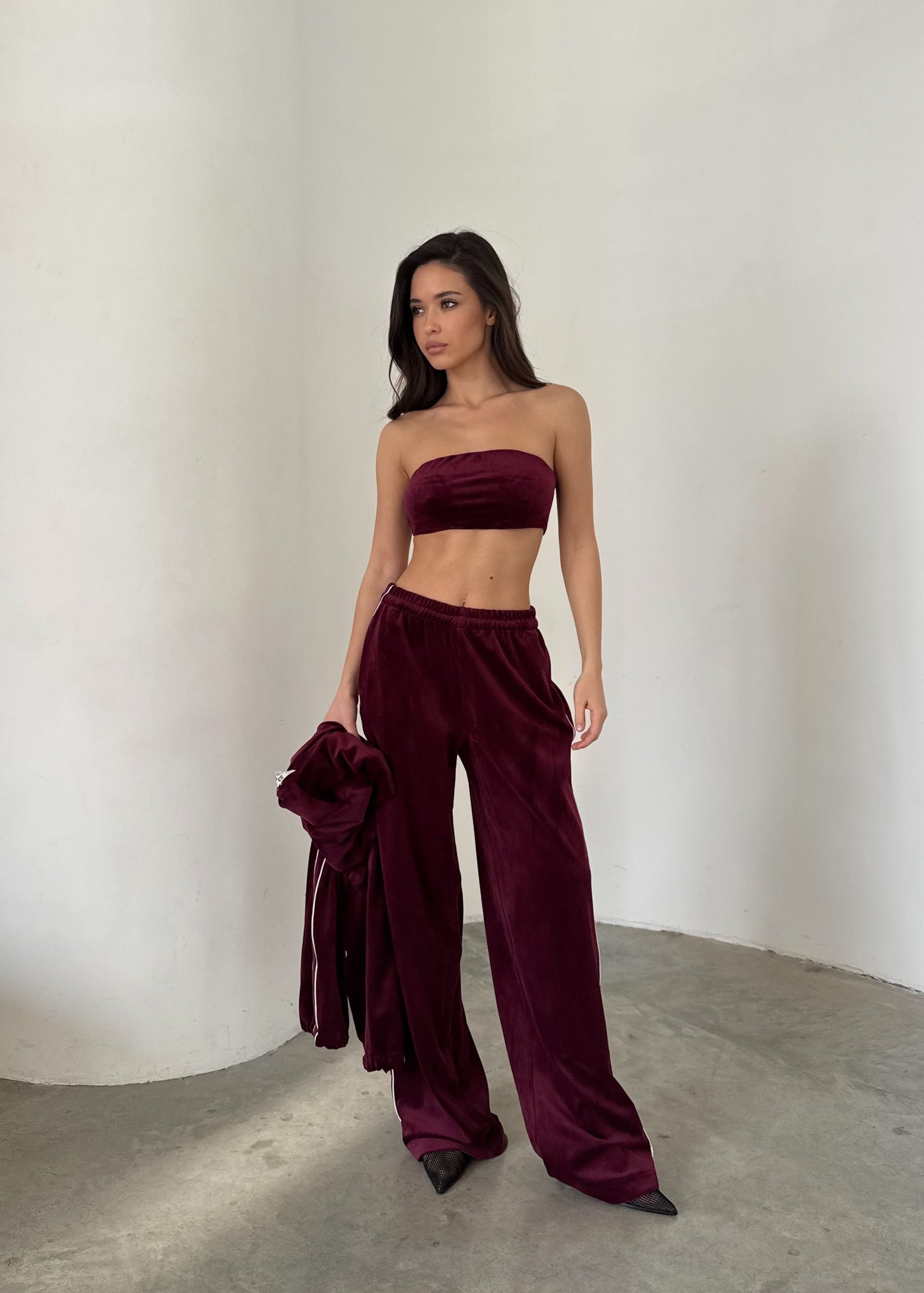 Костюм з трьох елементів