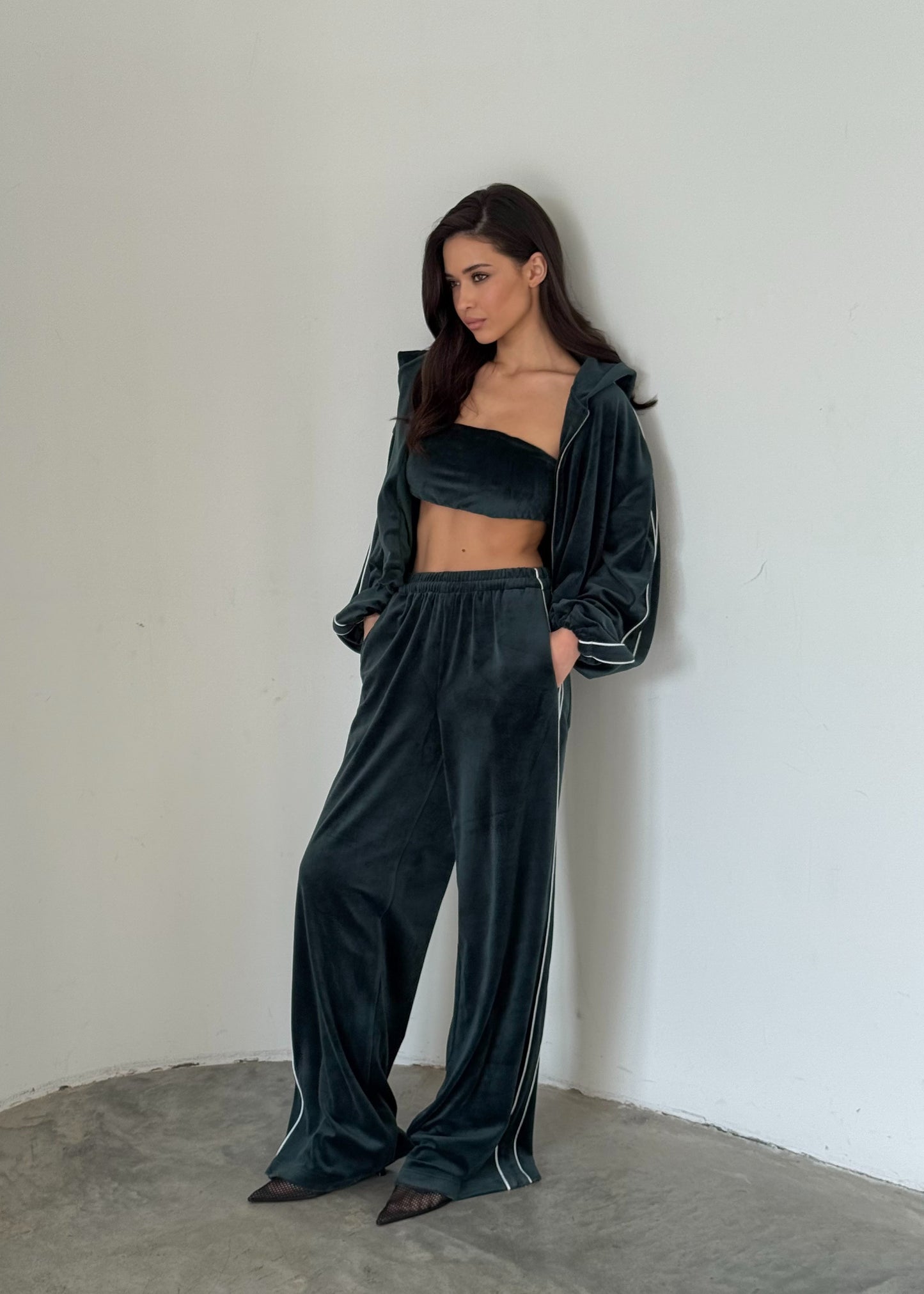 Костюм з трьох елементів