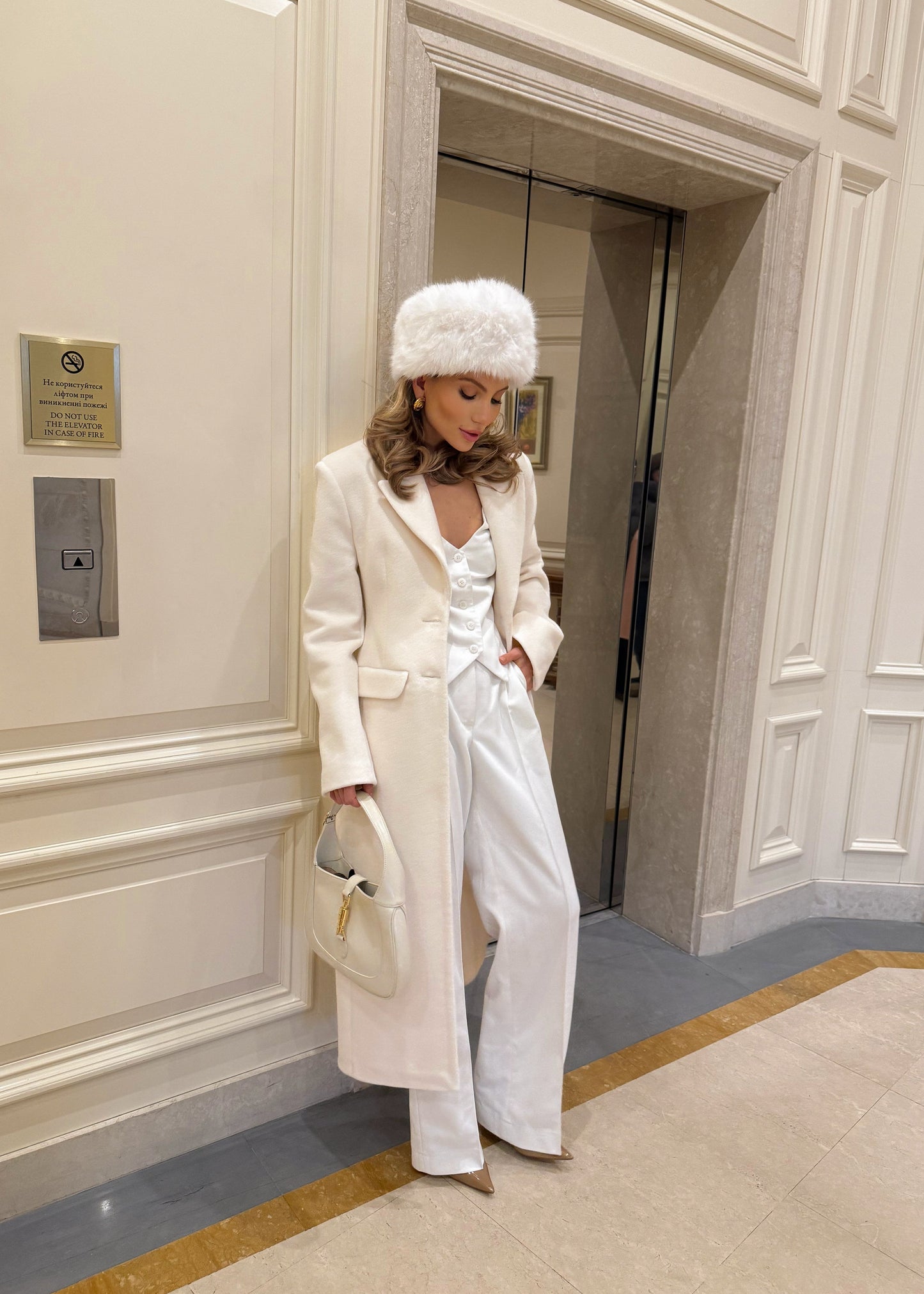 Силуетне пальто