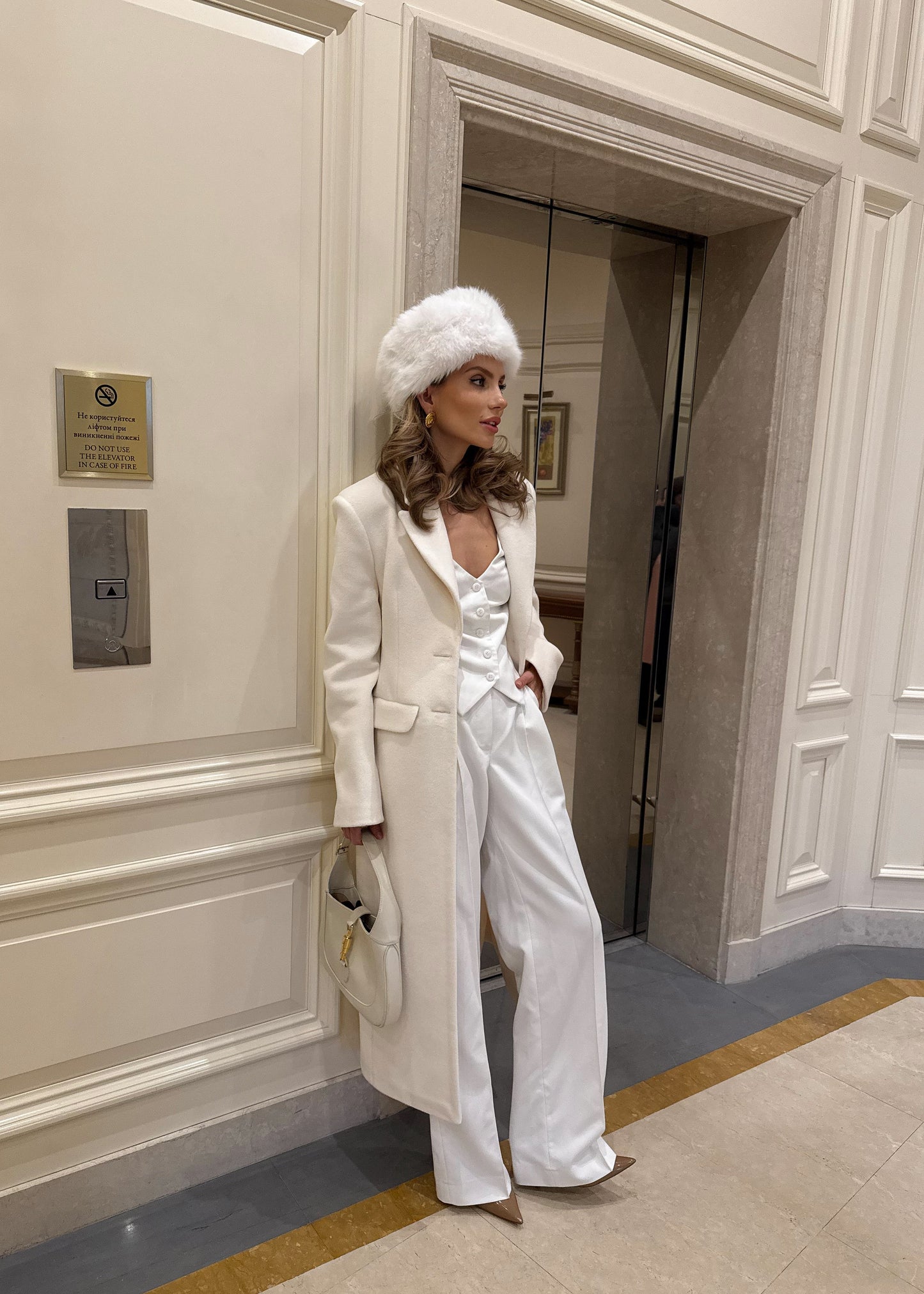 Силуетне пальто