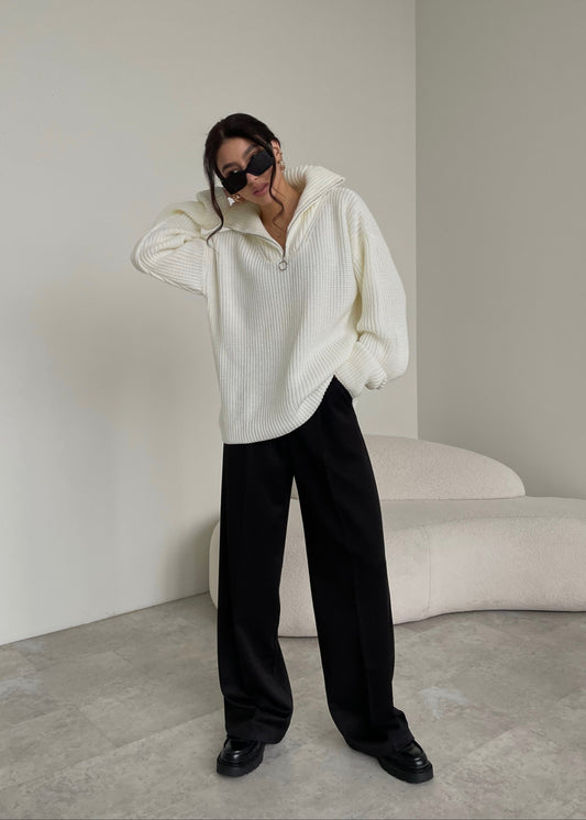 Об'ємний светр з блискавкою