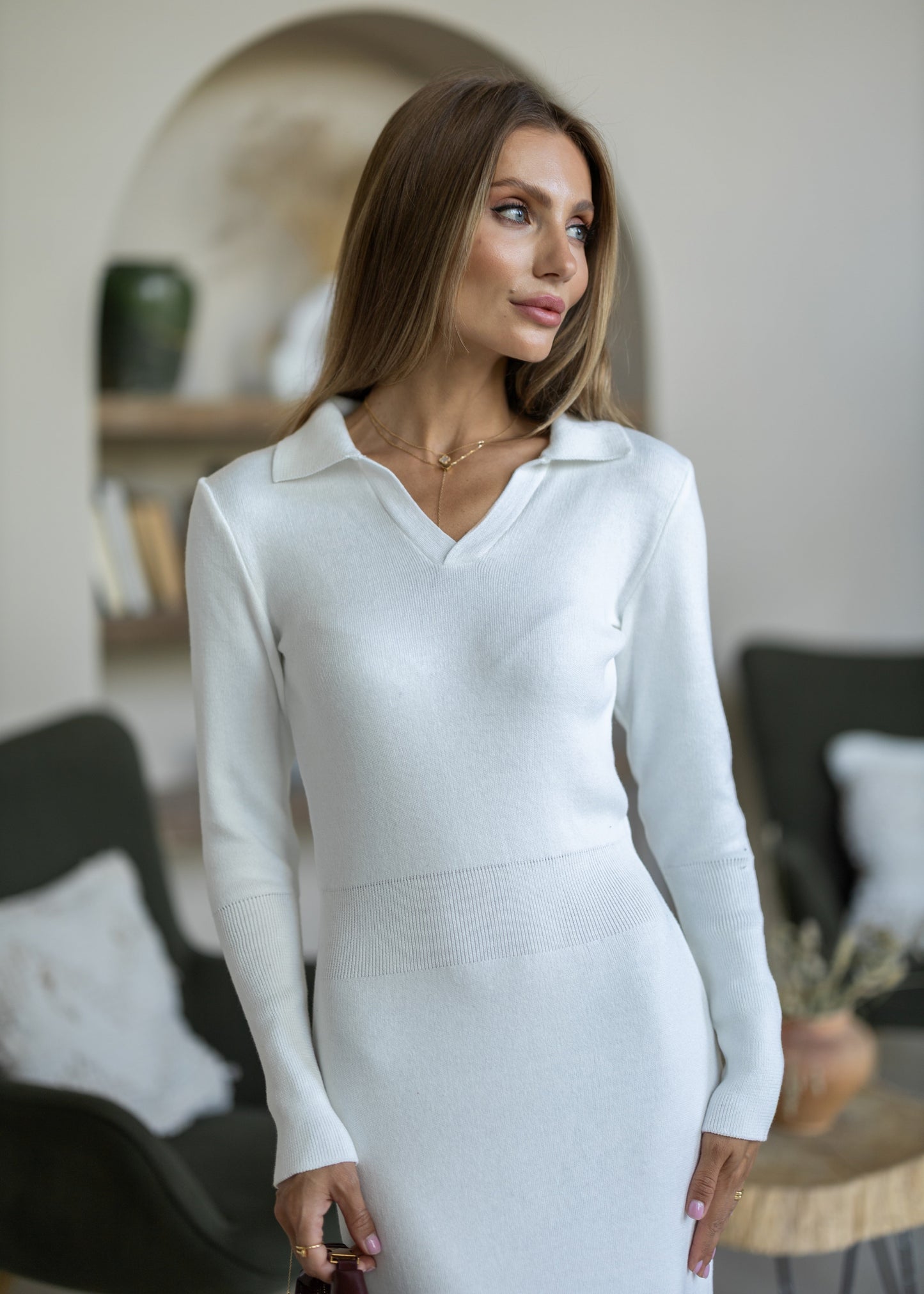 Трикотажна сукня міді